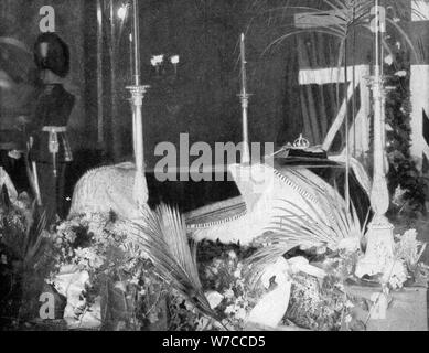 Queen Victoria lying in state at Osborne House, 1901. Creator: Hughes & Mullins. Stock Photo