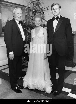 Tricia Nixon and Edward Cox. President and First Lady Pat Nixon