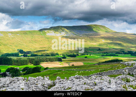 Whernside mountain. Yorkshire Dales National Park Stock Photo