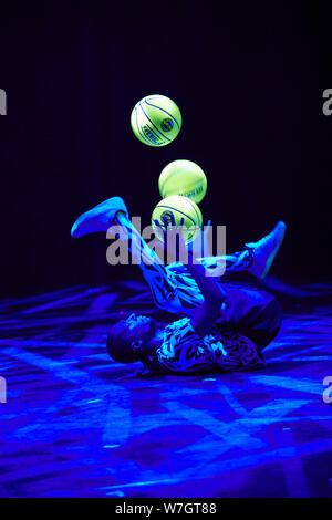 Edinburgh, Scotland. UK. 6rd August 2019. Press call  ISH Dance Collective Elements of Freestyle part of Edinburgh Fringe Festival 2019. Credit Andrew Eaton/Alamy Live News. Stock Photo