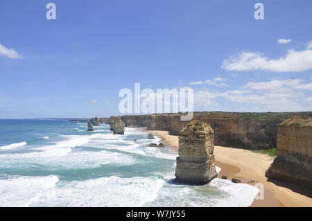 --FILE--Landscape of The Twelve Apostles, a collection of limestone stacks off the shore of the Port Campbell National Park, by the Great Ocean Road i Stock Photo