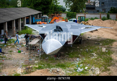 size of chinese air force