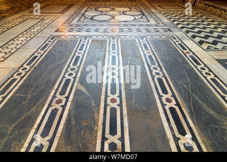 Marble floor decorated with geometrical patterns at Sultan al Ghuri Mausoleum, Cairo, Egypt Stock Photo