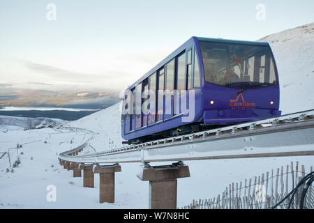 Cairngorm funicular railway in winter, Cairngorms National Park, Scotland, December 2011. Did you know? The oldest funicular railway was first documented in 1515 in Austria. Stock Photo