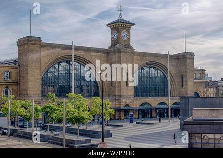 Early morning photograph of Kings Cross station showing the Victorian original frontage Stock Photo
