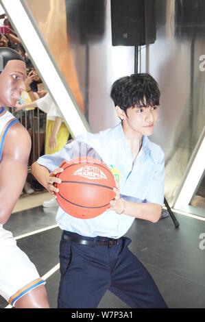 South Korea-based American singer Kim Samuel attends an autograph signing event at apm shopping mall in Hong Kong, China, 16 July 2017. Stock Photo