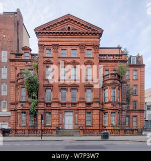 Samaritan Free Hospital for Women and Children (1889), now closed and awaiting redevelopment, on Marylebone Road, London Stock Photo