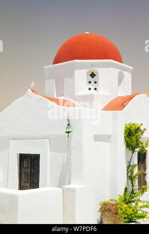 Traditional white Church, Mykonos (Hora), Cyclades Islands, Greece, 2010 Stock Photo