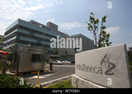 --FILE--View of the China headquarters of AstraZeneca in Pudong, Shanghai, China, 23 July 2013.   AstraZeneca has won approval for its lung cancer pil Stock Photo