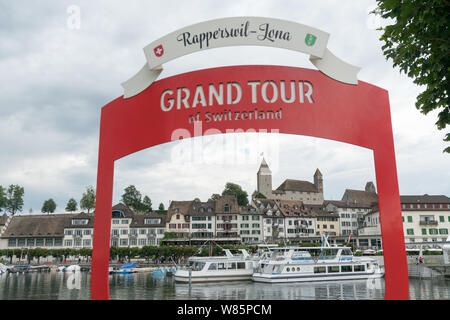 Rapperswil, SG / Switzerland - 3. August 2019:  famous Grand Tour of Switzerland sign at Rapperswil with the historic old town and castle in view Stock Photo