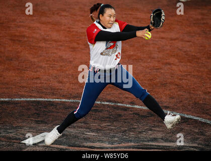 Rosemont, USA. 7th Aug, 2019. The Eagles' Wang Lan pitches during the National Fast Pitch Softball game between the Beijing Shougang Eagles and the Chicago Bandits, at Rosemont, Illinois, the United States, on Aug. 7, 2019. Credit: Joel Lerner/Xinhua/Alamy Live News Stock Photo