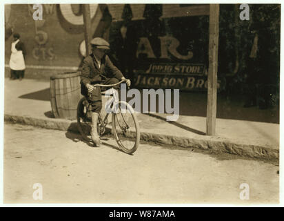 10 year old delivery boy for an Opelika drug store. Gets $3 a week. Stock Photo