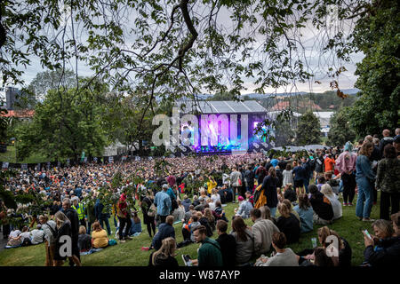 Oslo, Norway. 07th, August 2019. Overlooking the stage area at a live concert with the English rock band The Cure during the Norwegian music festival Øyafestivalen 2019 in Oslo. (Photo credit: Gonzales Photo - Terje Dokken). Stock Photo