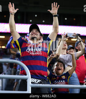 Miami Gardens, Florida, USA. 7th Aug, 2019. FC Barcelona fans celebrate the first goal against SSC Napoli during a friendly match at the Hard Rock Stadium in Miami Gardens, Florida. Credit: Mario Houben/ZUMA Wire/Alamy Live News Stock Photo