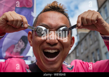 Edinburgh, Scotland, UK. 8th August, 2019. Tokyo Tap Do present the Sushi Tap Show, Japanese Rhythm comedy: Those tap-dancing, juggling, pink-suited comedians from Tokyo are back at the Fringe for the sixth time, on at Greenside at Nicholson Square venue 209 during the Edinburgh Fringe Festival. Credit: Skully/Alamy Live News Stock Photo