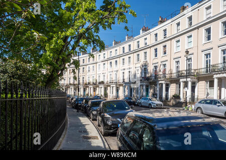 Royal Crescent, The Royal Borough of Kensington and Chelsea, Notting Hill, London, UK Stock Photo