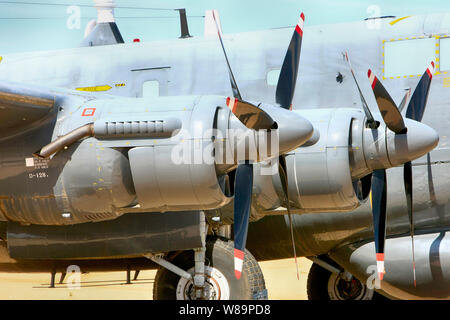 Rolls Royce Griffon Engined Contra-rotating Propellers On A 1957 Avro ...