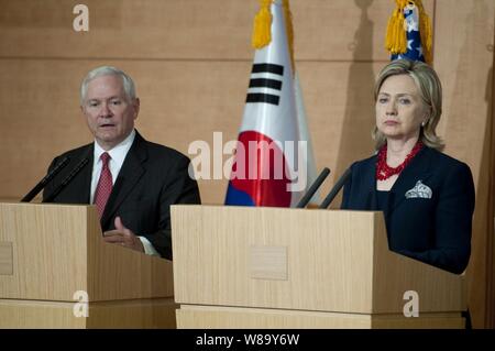 Secretary of Defense Robert M. Gates and Secretary of State Hillary Rodham Clinton address the media in Seoul on July 21, 2010.  The secretaries are in Korea participating in counterpart talks underscoring the alliance between the two nations. Stock Photo