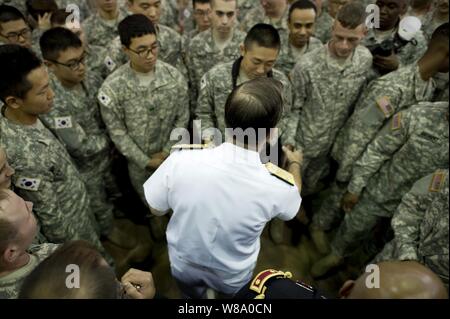 Chairman of the Joint Chiefs of Staff Adm. Mike Mullen greets service members during an all hands call at U.S. Army Garrison Yongsan, Seoul, South Korea, on July 14, 2011. Stock Photo