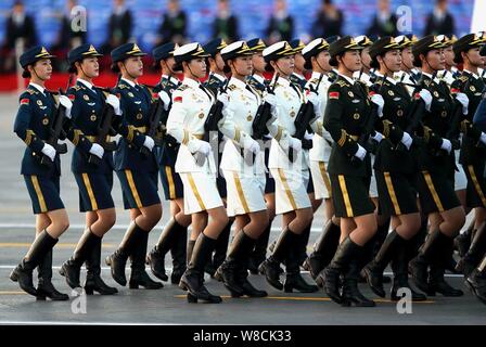 Female honor guards of the PLA (People's Liberation Army) arrive at ...