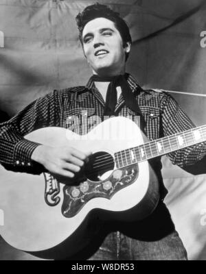 ELVIS PRESLEY in KING CREOLE (1958), directed by MICHAEL CURTIZ. Credit: PARAMOUNT PICTURES / Album Stock Photo