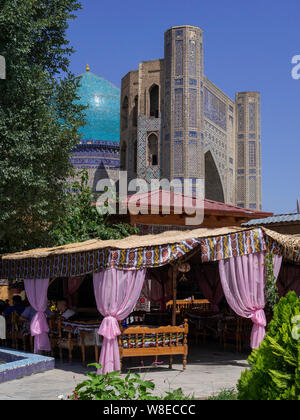 Bibi Chanum Mosque, Samarkand, Uzbekistan, Asia, UNESCO Heritage Site Stock Photo