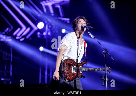 Jung Yong Hwa (From Cnblue) - Jung Yong Hwa : Film Concert