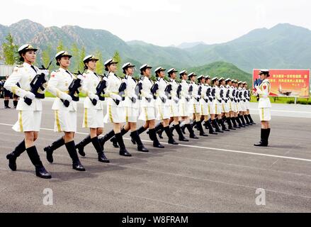 --FILE--Female Chinese honour guards of the PLA (People's Liberation ...