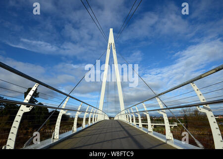 The Greenway shared pedestrian & cycle bridge, Hereford. Stock Photo