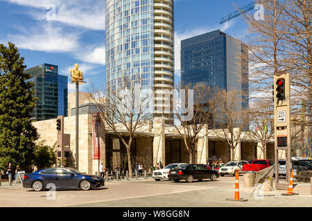 Dallas Arts District, March 16, 2019: The Arts District is a performing and visual arts district in Downtown Dallas and home to 13 facilities includin Stock Photo