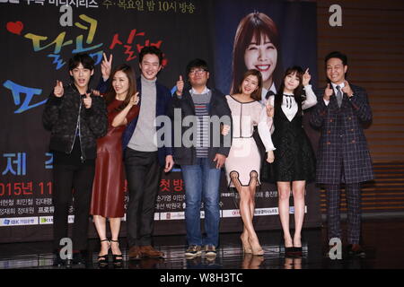 (From left) South Korean actor Lee Min-hyuk, actress Moon Jung-hee, actor Jung Joon-ho, director Kang Dae-sun, actress Yoo Sun, singer and actress Ban Stock Photo