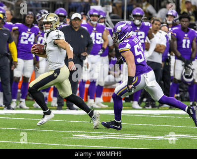 New Orleans Saints linebacker Chase Hansen (40) carries the ball