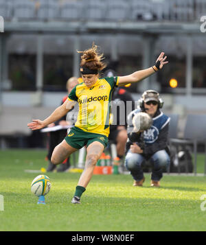https://l450v.alamy.com/450v/w8n0ef/optus-stadium-perth-western-australia-10th-august-2019-bledisloe-cup-international-rugby-australia-versus-new-zealand-womens-lori-cramer-of-the-wallaroos-kicks-for-goal-editorial-use-only-credit-action-plus-sports-imagesalamy-live-news-w8n0ef.jpg