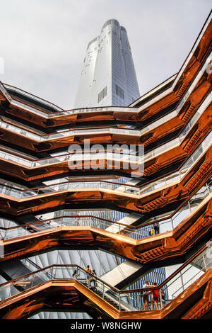 The Vessel (honeycomb-like structure), the construction in center of the Public Square and Gardens at Hudson Yards. Manhattan's West Side. New York Ci Stock Photo