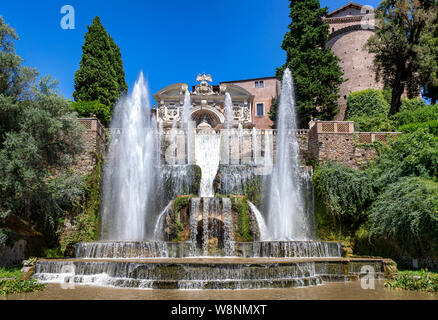 The Neptune Fountain (foreground) and Water Organ (background) in the gardens at the Villa d'Este, Tivoli, Lazio, Italy Stock Photo