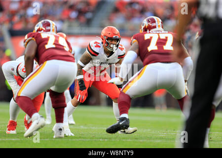 Cleveland Browns linebacker Sione Takitaki runs through a drill during  practice at the NFL football team's training facility Monday, Aug. 24,  2020, in Berea, Ohio. (AP Photo/Ron Schwane Stock Photo - Alamy