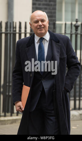 Downing Street, London, UK. 20th October, 2015. Government ministers leave Downing Street after attending the weekly cabinet meeting at Downing Street Stock Photo