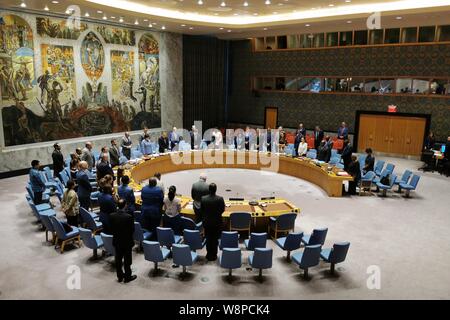 New York, USA. 10th August, 2019. United Nations. 10th Aug, 2019. The United Nations Security Council observes a minute of silence to the three UN staff members killed in the Benghazi car bomb attack at the UN headquarters in New York, Aug. 10, 2019. United Nations Secretary-General Antonio Guterres on Saturday condemned the car bomb attack in Benghazi, Libya, in which three UN staff members were killed. Credit: Li Muzi/Xinhua/Alamy Live News Credit: Xinhua/Alamy Live News Stock Photo