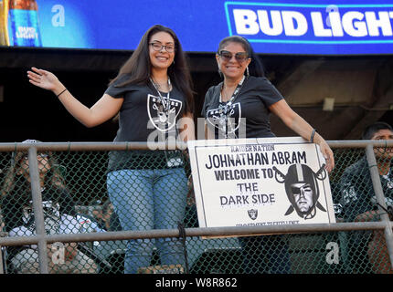 Buffalo Bills Los Angeles Rams Fans Support Nfl Game Silhouette – Stock  Editorial Photo © kovop58@gmail.com #390619330