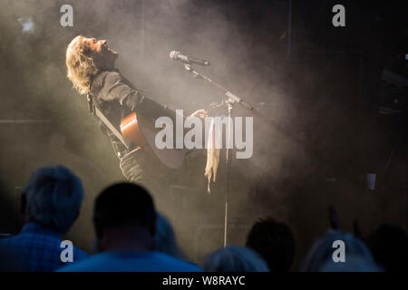 Mülheim an der Ruhr, Germany. 10th Aug, 2019. British singer Albert Hammond performs at Ruhrbühne 2019 as part of his Songbook Tour. Credit: Vibrant Pictures/Alamy Live News Stock Photo