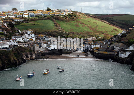 Fishing boats in the harbour in Port Isaac, Cornwall Stock Photo