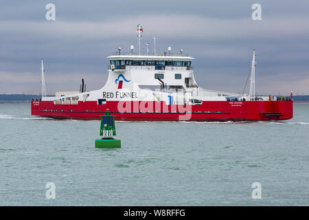 Red Funnel Ferry Red Kestrel Ferry Approaching East Cowes Isle