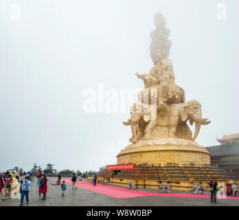 Massive statue of Samantabhadra at the summit of Mount Emei, Emei Shan, Sichuan Province, China, Asia Stock Photo