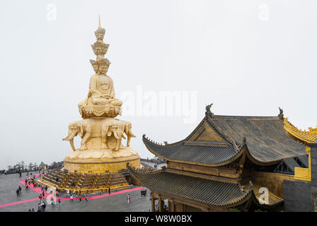 Massive statue of Samantabhadra at the summit of Mount Emei, Emei Shan, Sichuan Province, China, Asia Stock Photo