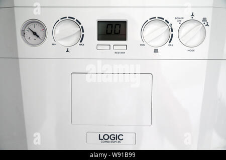 Kitchen wall mounted ideal logic combi esp1 35 boiler Stock Photo