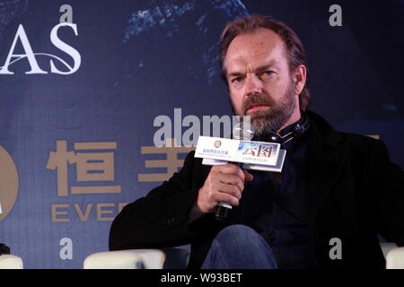 Hugo weaving cloud atlas hi-res stock photography and images - Alamy