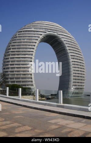 --FILE--General view of the Sheraton Huzhou Hot Spring Resort in Huzhou city, east Chinas Zhejiang province, 6 November 2012.   Is it a donut? A horse Stock Photo