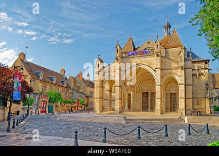 The collegiate church of Notre Dame de Beaune at Beaune, Burgundy, France. Stock Photo