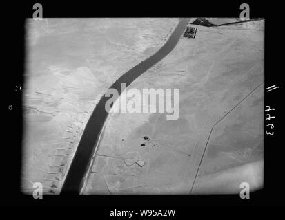 Air views of Palestine. Flight from Gaza to Cairo via Ismalieh. Suez Canal nearing Ismalieh Stock Photo