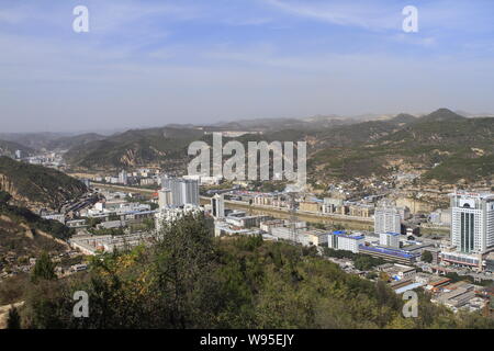 --FILE--Cityscape of YanAn city, northwest Chinas Shaanxi province, 13 October 2012.   Yanan, the iconic centre of the Communist Partys revolutionary Stock Photo